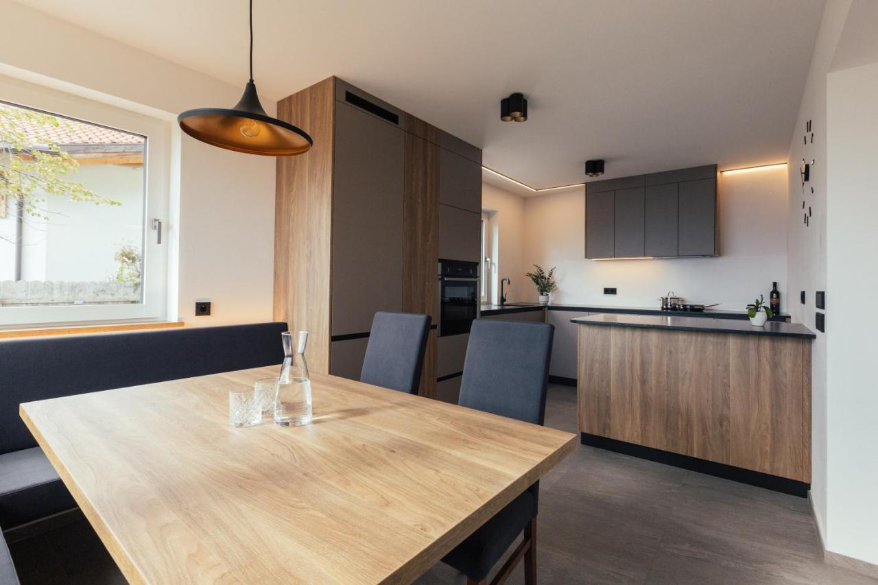 Alpenglow Apartments كولابو المظهر الخارجي الصورة